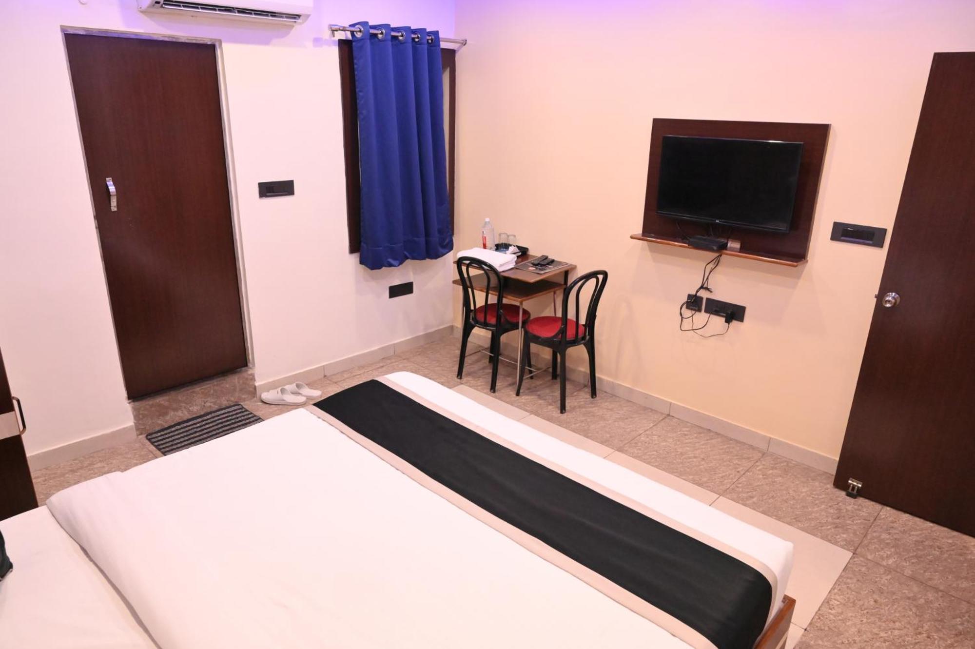 Hotel Riddhi Regency Лакхнау Экстерьер фото